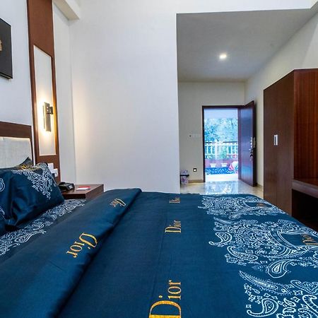 Grande Alpine Hotel Vagator Luaran gambar